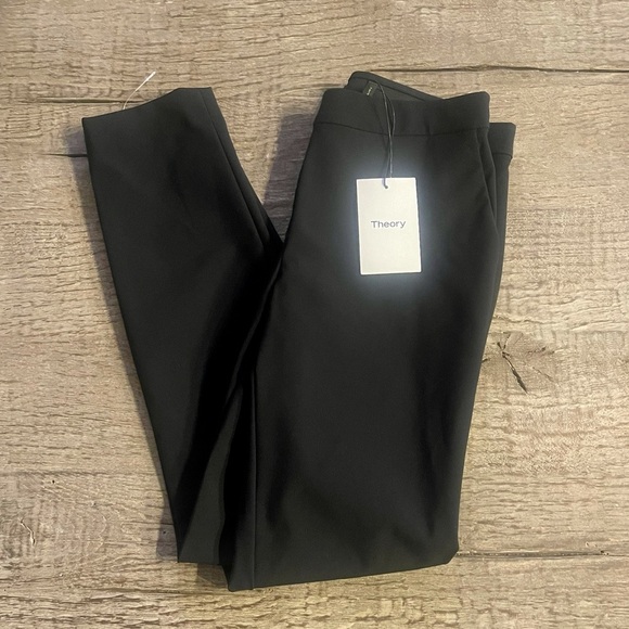 Theory Thaniel Pants in Black. - Picture 8 of 9